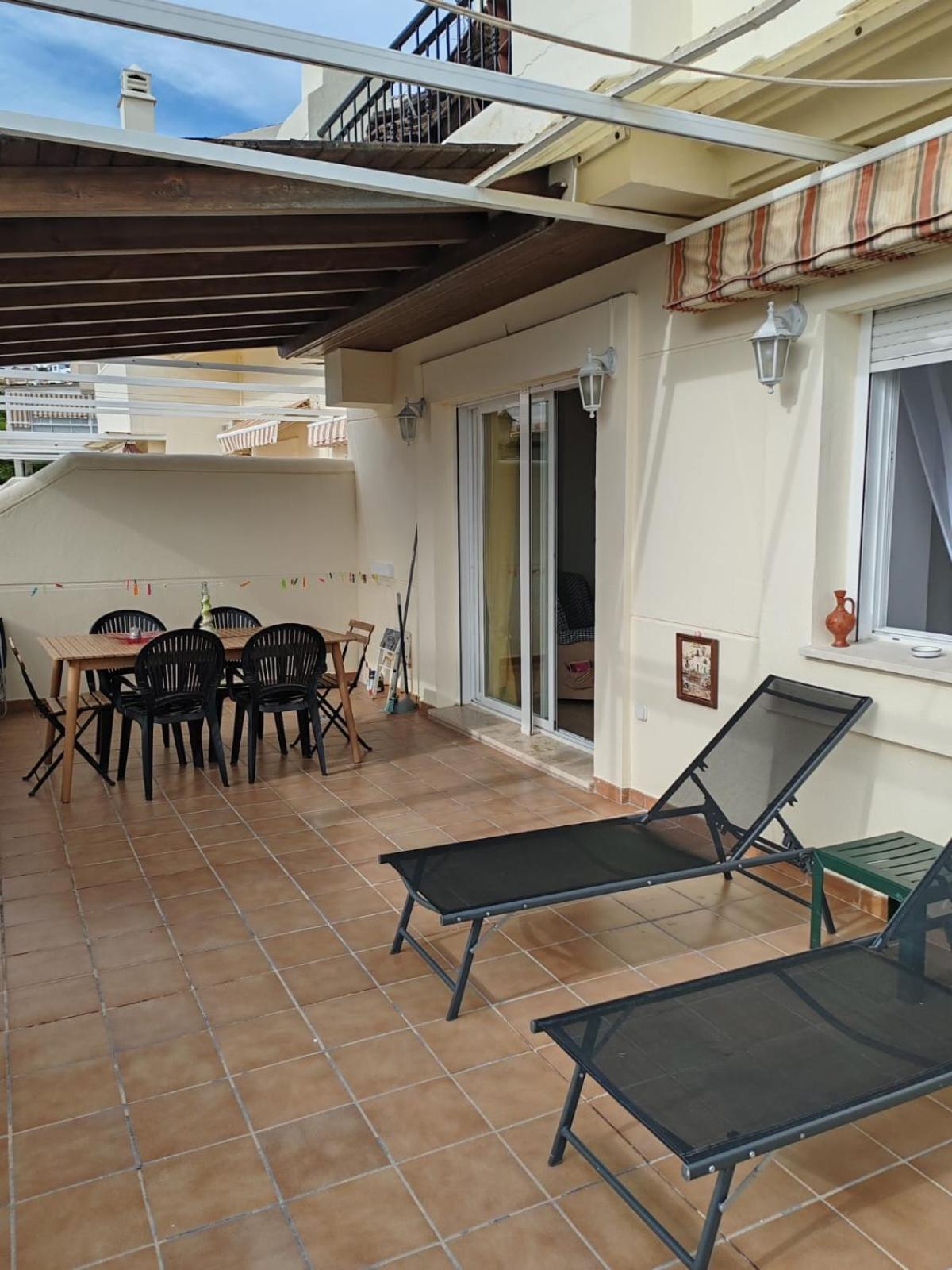 Seaview Apartment With Great Amenities & Facilities เบนัลมาเดนา ภายนอก รูปภาพ